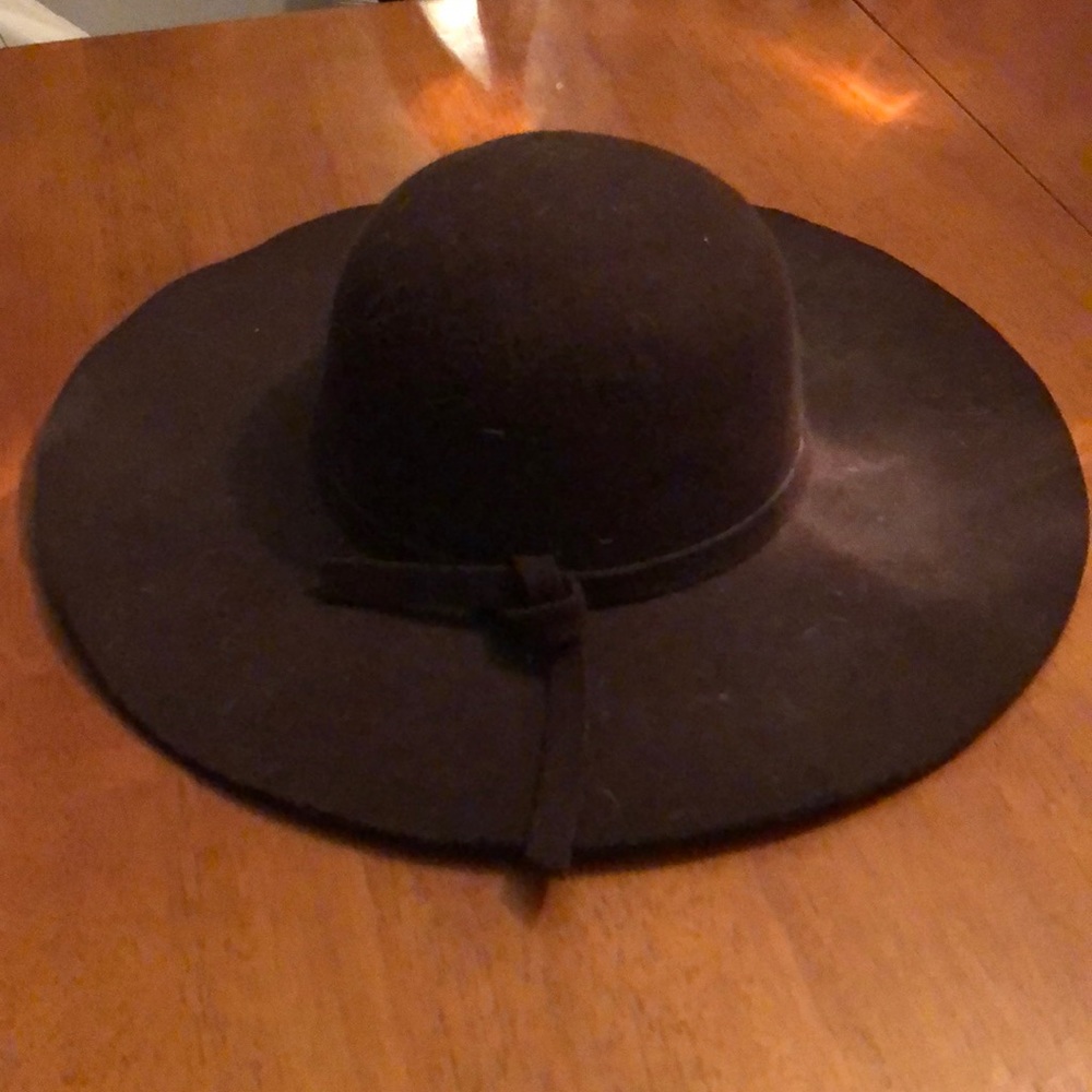 Fall Hat - Picture 2 of 2